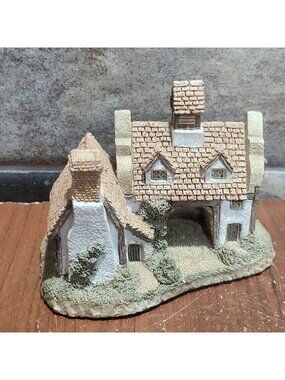 Vintage Miniature Cottage House Figurine
